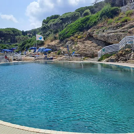 La Terrazza - Goelba بيت للعطل Capo D'arco